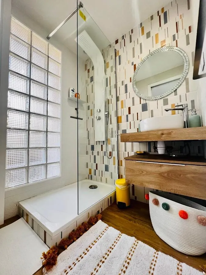Brand New 2 Bdr Apartment In Antibes With Ac And Sea View